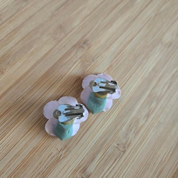 CLIP ON Vintage ceramic rose earrings - Picture 5 of 5